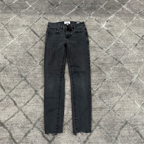 Frame Le Skinny de Jeanne Oxshott 25 - Picture 1 of 7